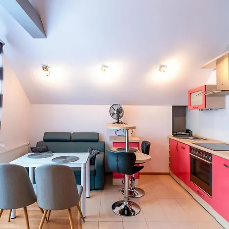 Apartment Awesome In *