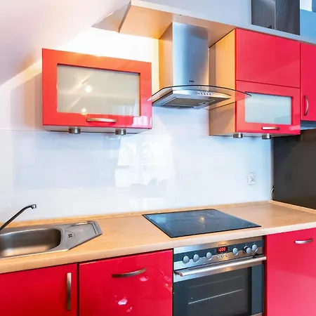 Apartamento Awesome In Zarnowska