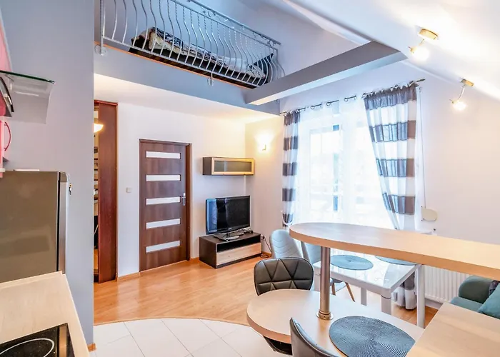 Stunning In Zarnowska